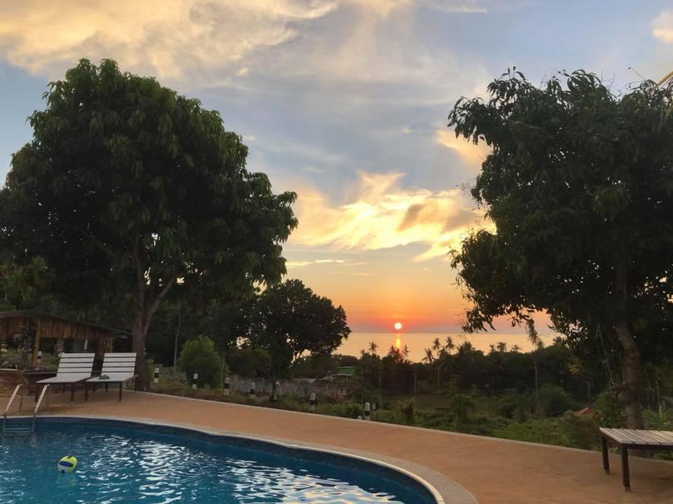 Chom Dao Resort Ko Lanta Exteriör bild
