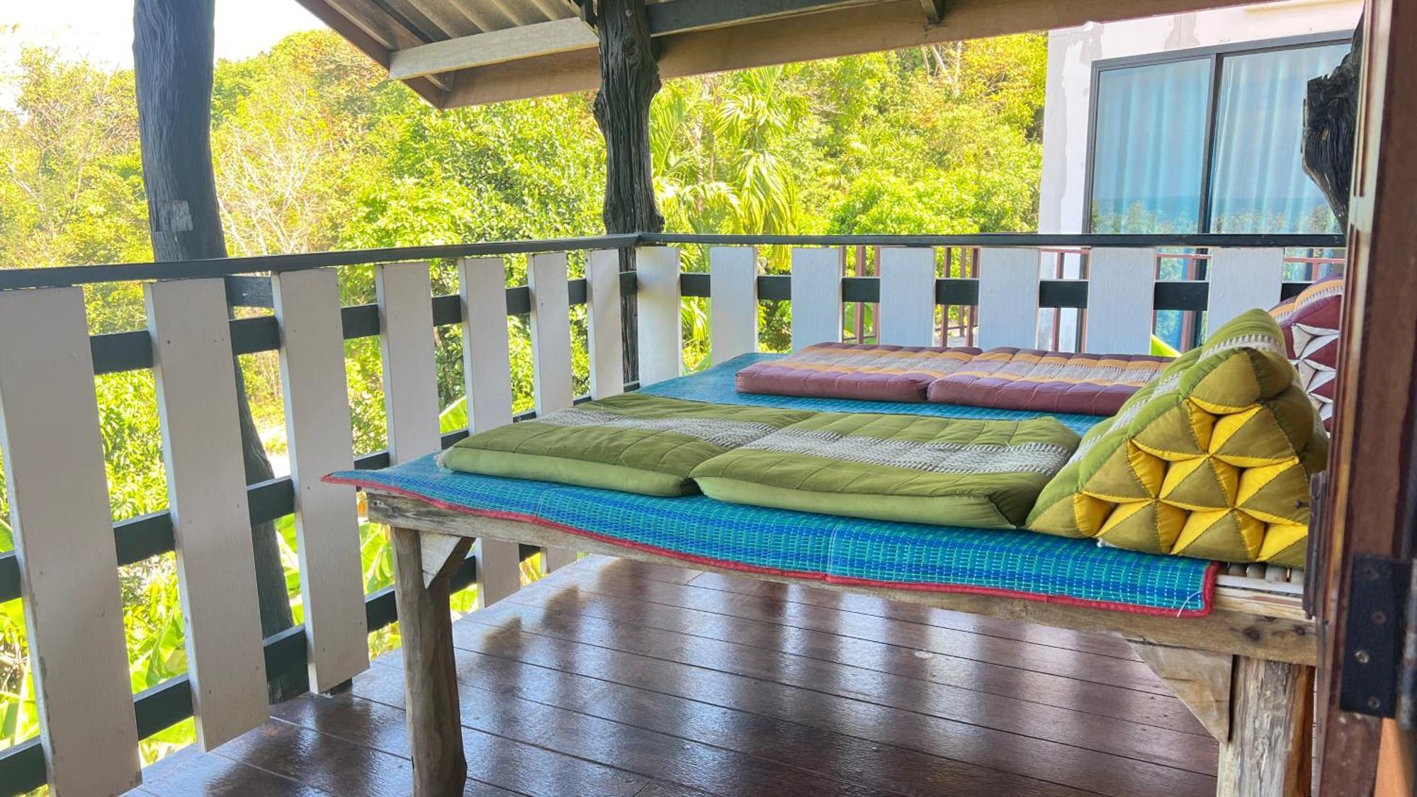 Chom Dao Resort Ko Lanta Exteriör bild